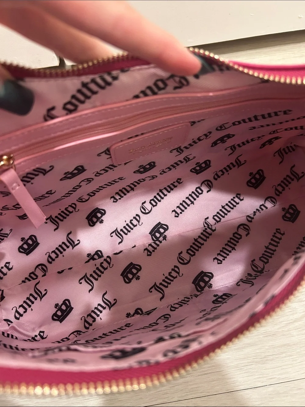 Juicy Couture Exclusive (NWT) Daisy for Juicy Hobo Bag
